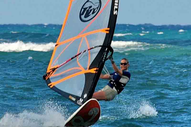 CabareteBeachHouses_windsurf